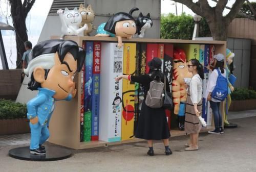4月11日，“香港动漫海滨乐园”第二期正式开幕，新增17个香港动漫角色。图片来源：香港《大公报》/林少权 摄